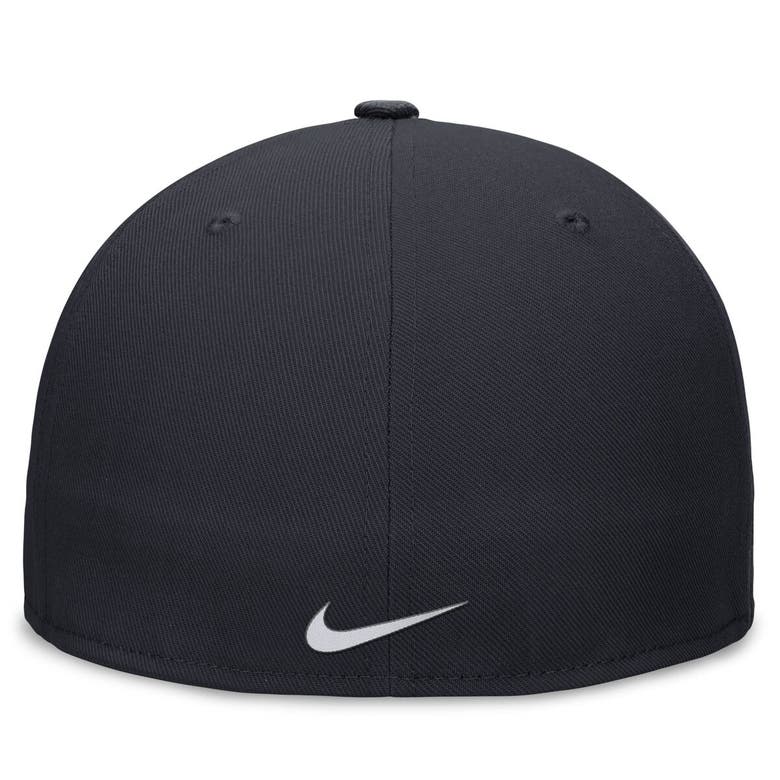 Shop Nike Navy New York Yankees Evergreen Performance Fitted Hat