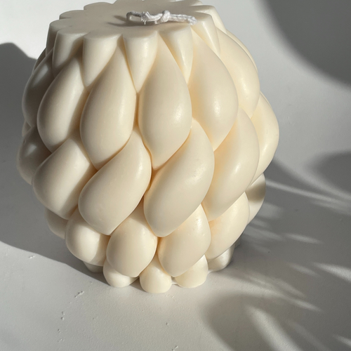 Aaram Luxe The Centrepiece Candle In Natural
