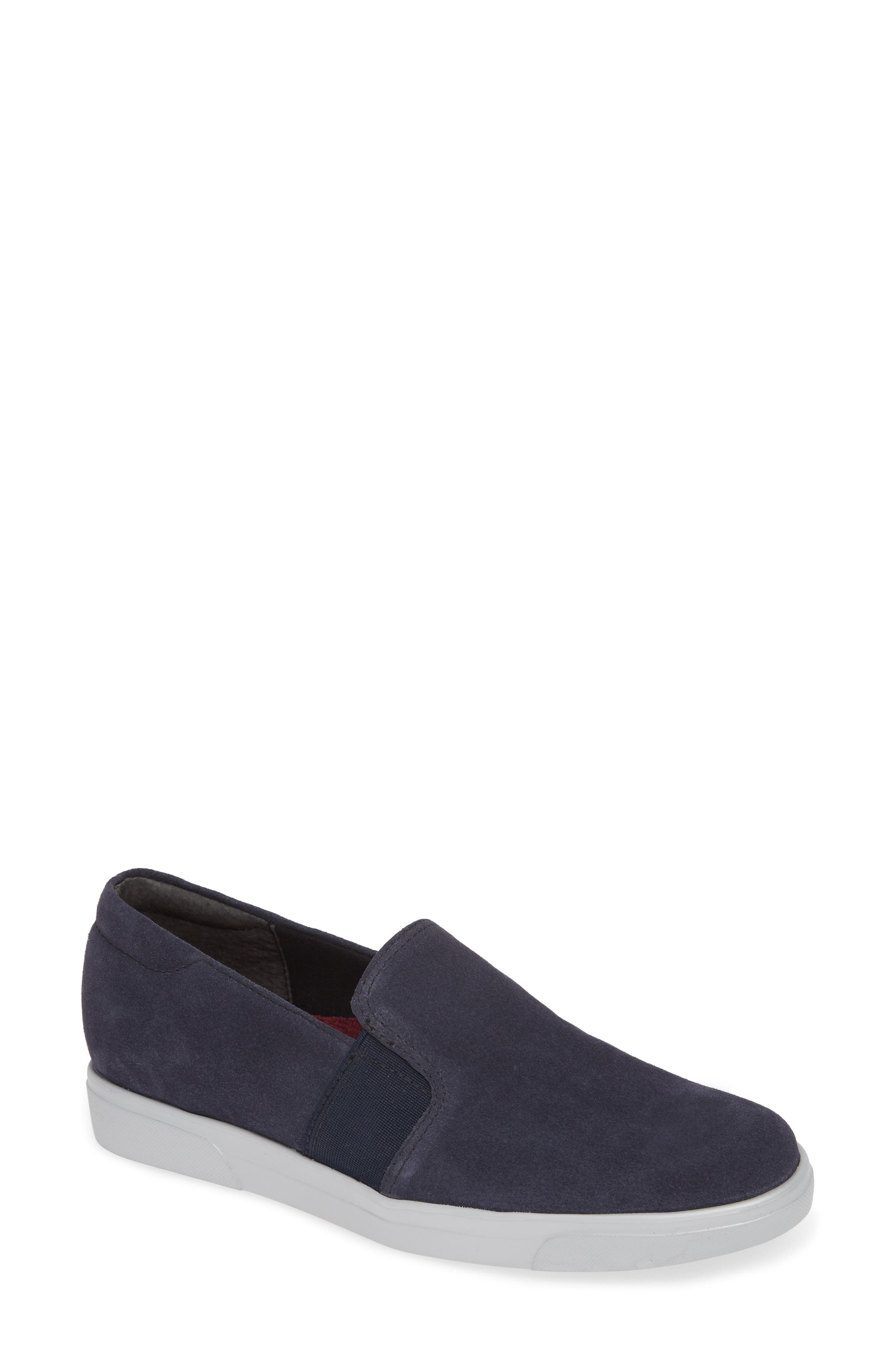 munro shoes extra wide