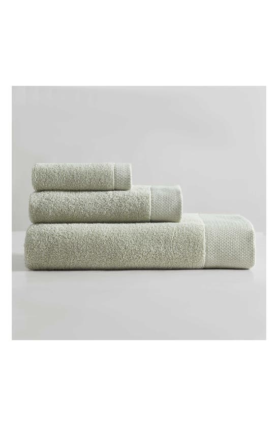 Shop Calvin Klein Entwine 3-piece Towel Set In Pastel Green