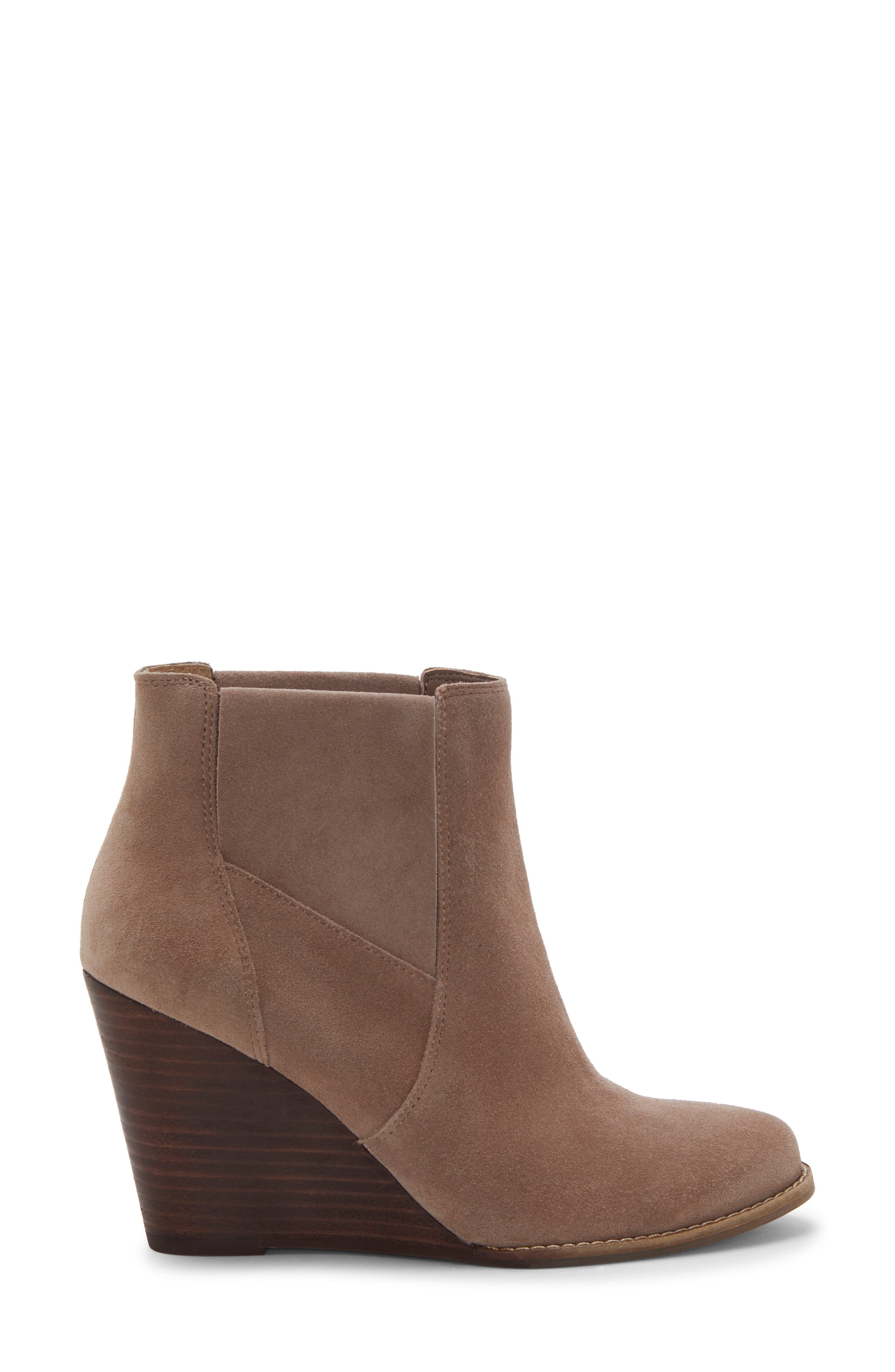 jessica simpson ciandra wedge booties