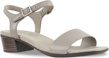 Calvin klein 2025 nicolette sandals