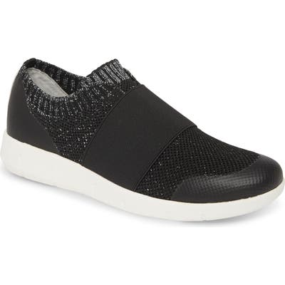 Johnston & Murphy Taylor Slip-On Sneaker- Black