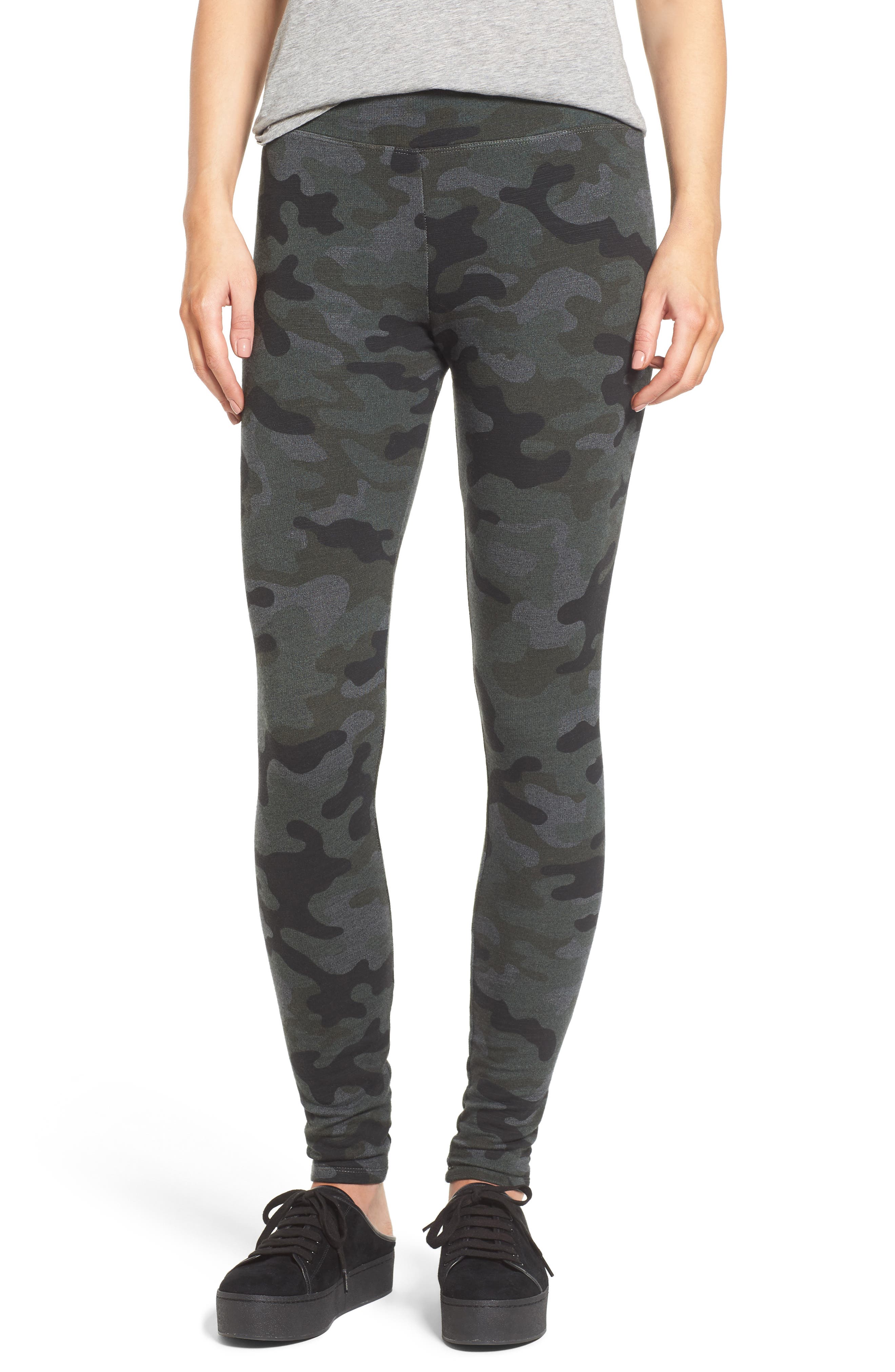 sundry camo yoga pants