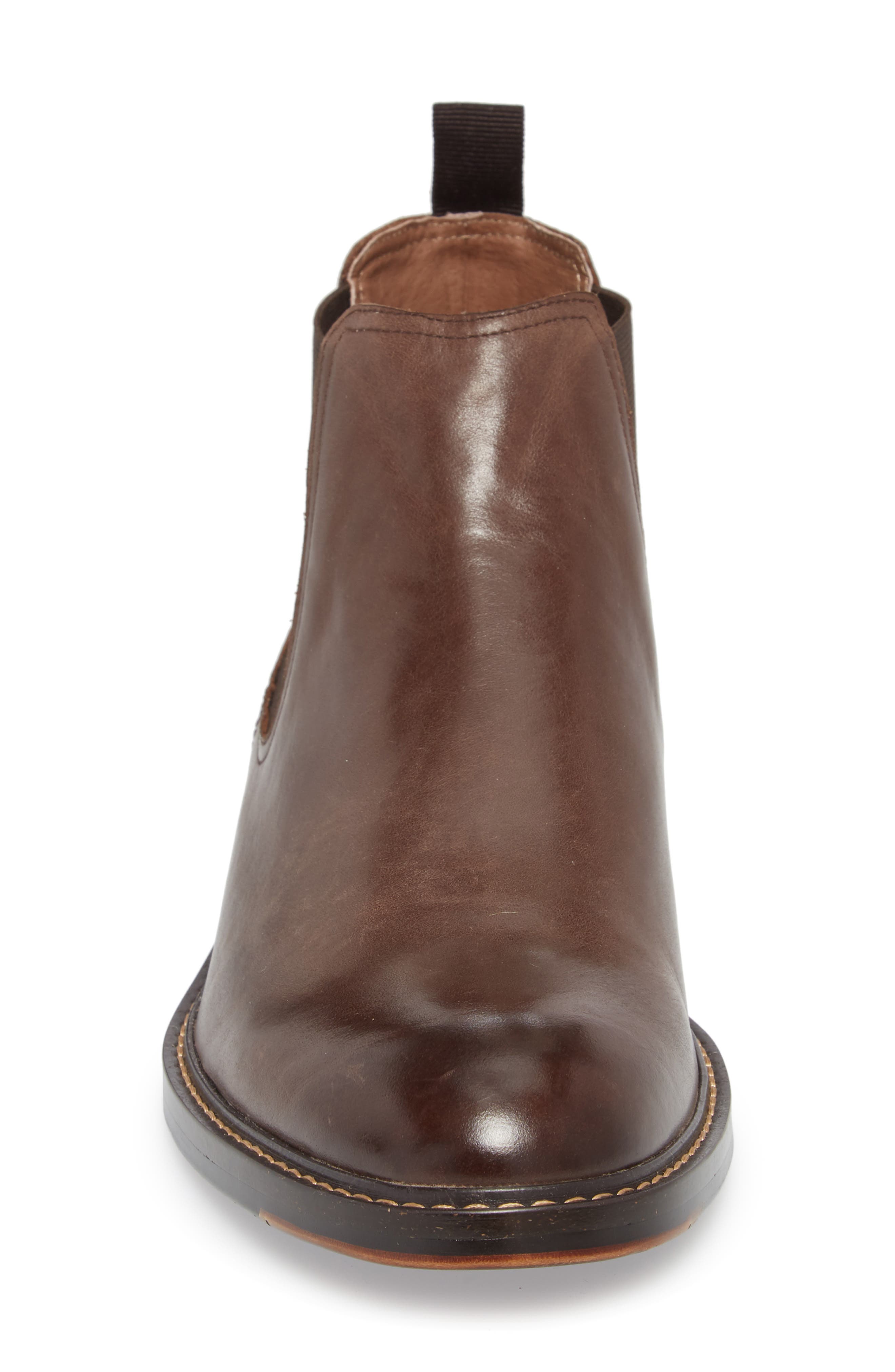 brooks chelsea boot 1901