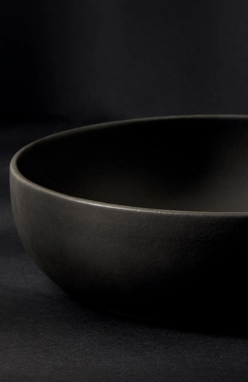 Gharyan Stoneware Shallow Stoneware Serving Bowl In Black