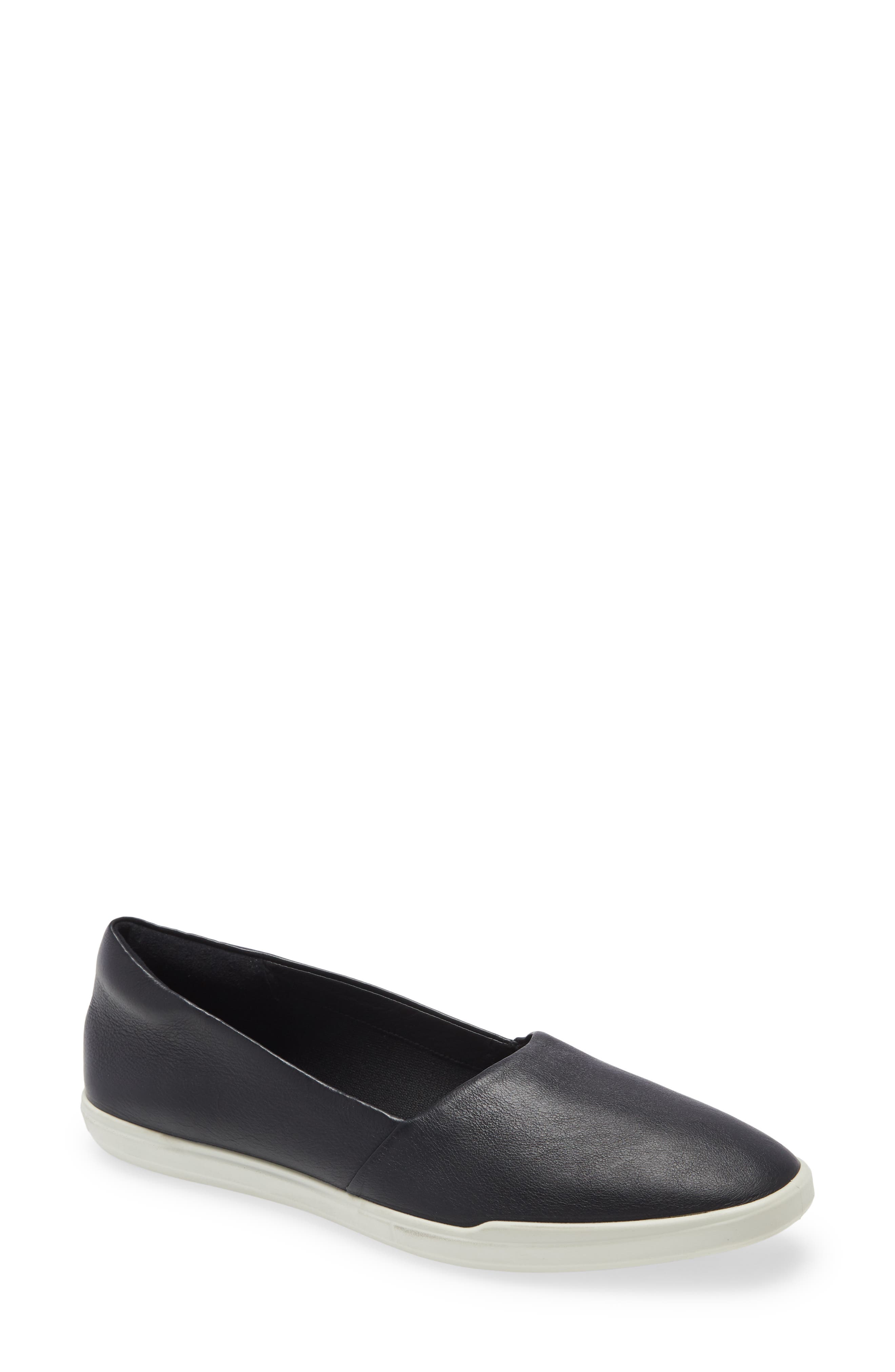 ECCO Simpil Loafer in Black White Leather