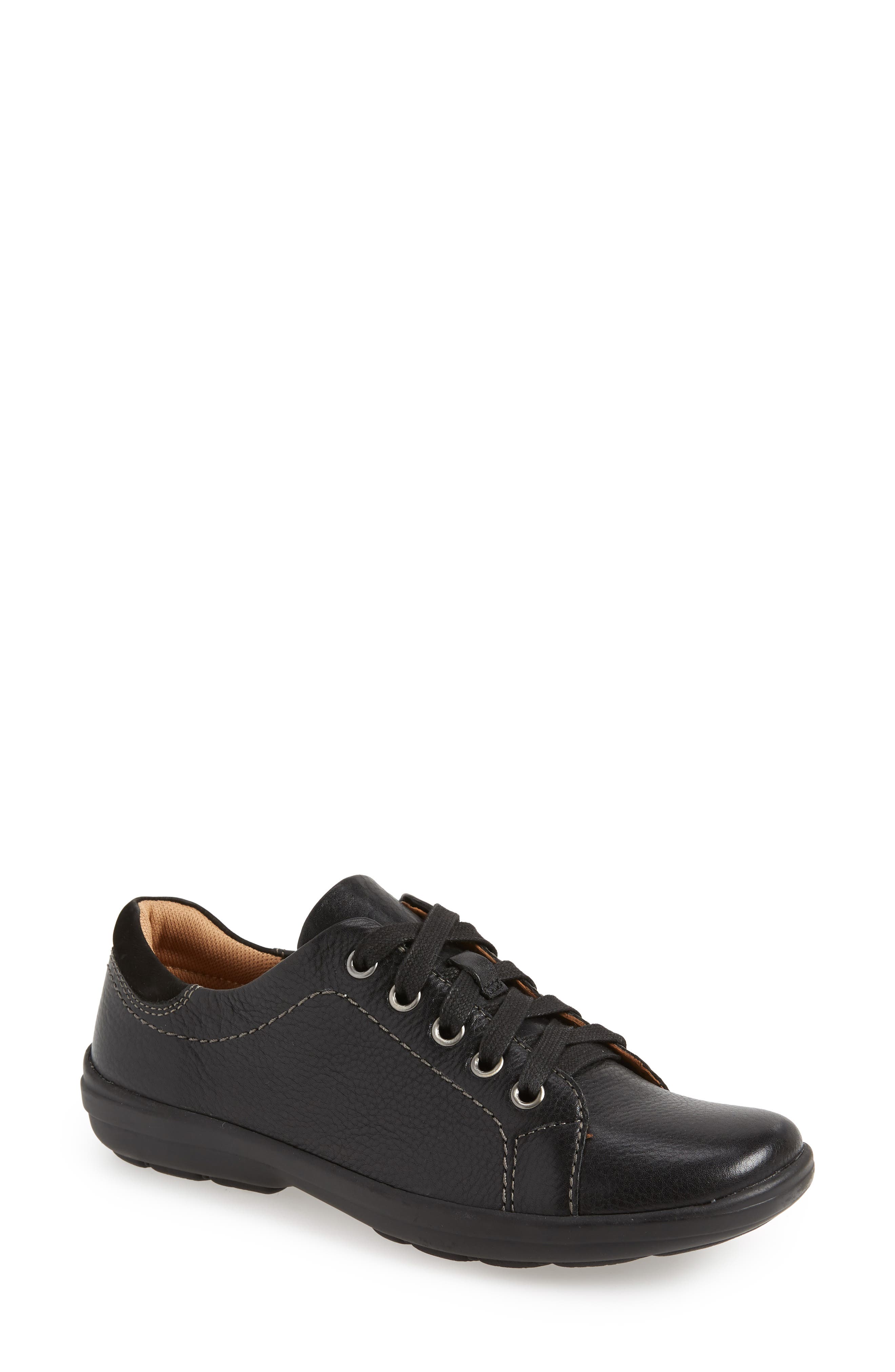 Comfortiva Reston Sneaker, Black