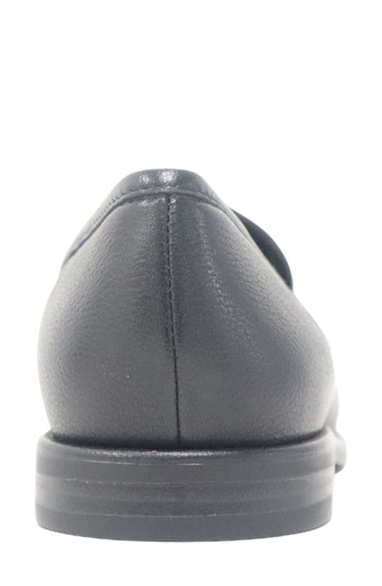 Kenneth Cole New York Women's Lydia Round Toe Slip-on Loafers In Black Leather
