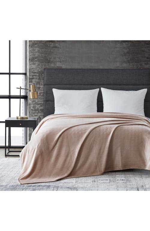 Kenneth Cole Solid Throw Blanket In Rose