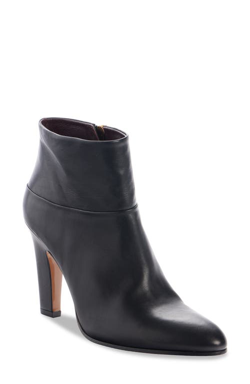 Shop Chloé Eve Bootie In Black