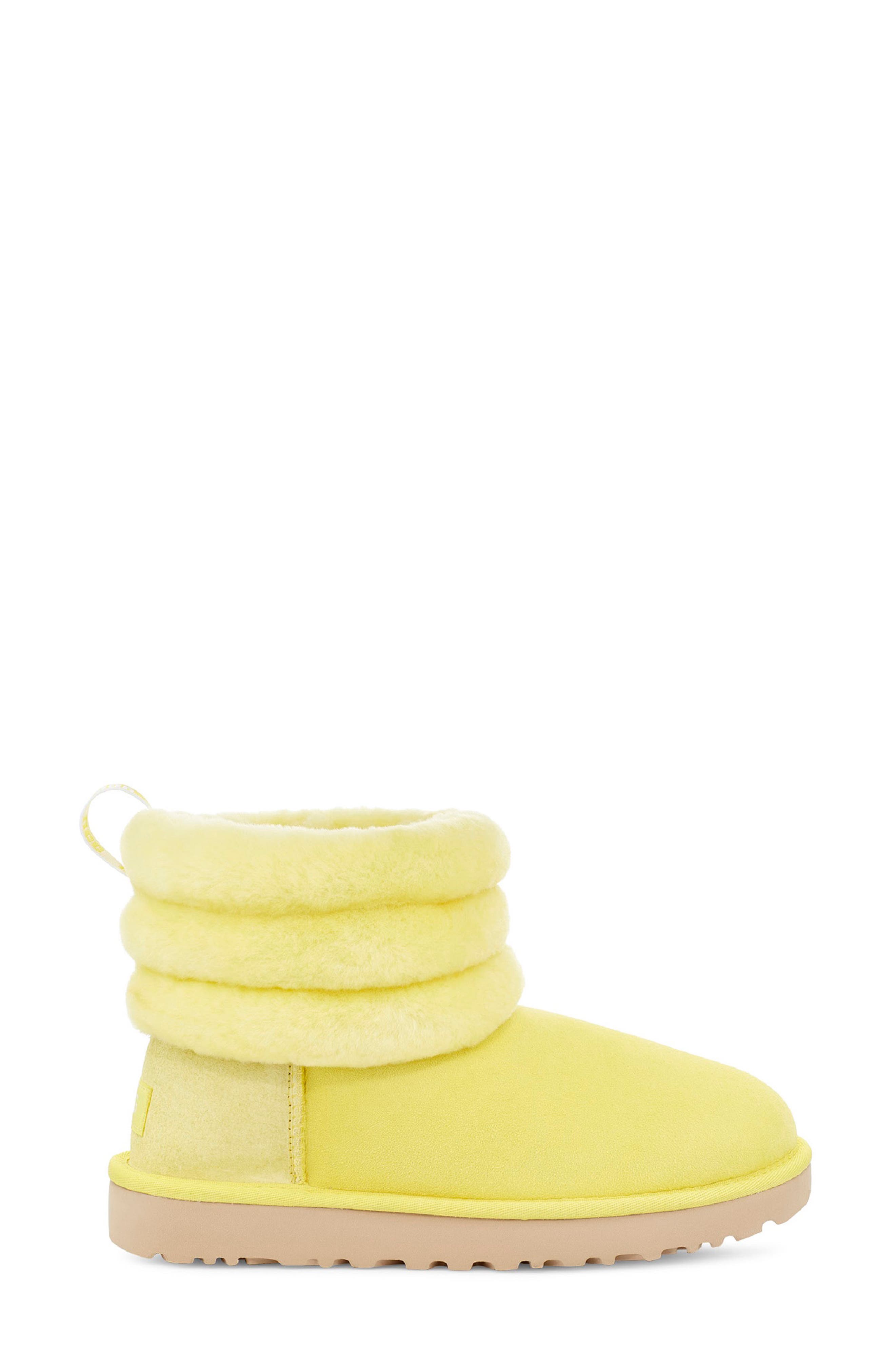 classic mini fluffy quilted boot
