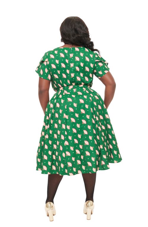 Shop Unique Vintage 1940s Tulip Sleeve Swing Dress In Hunter Green