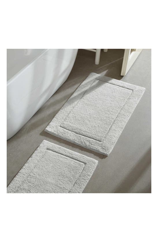 Calvin Klein Essence 2-piece Tufted Bath Mat Set In Pastel Grey