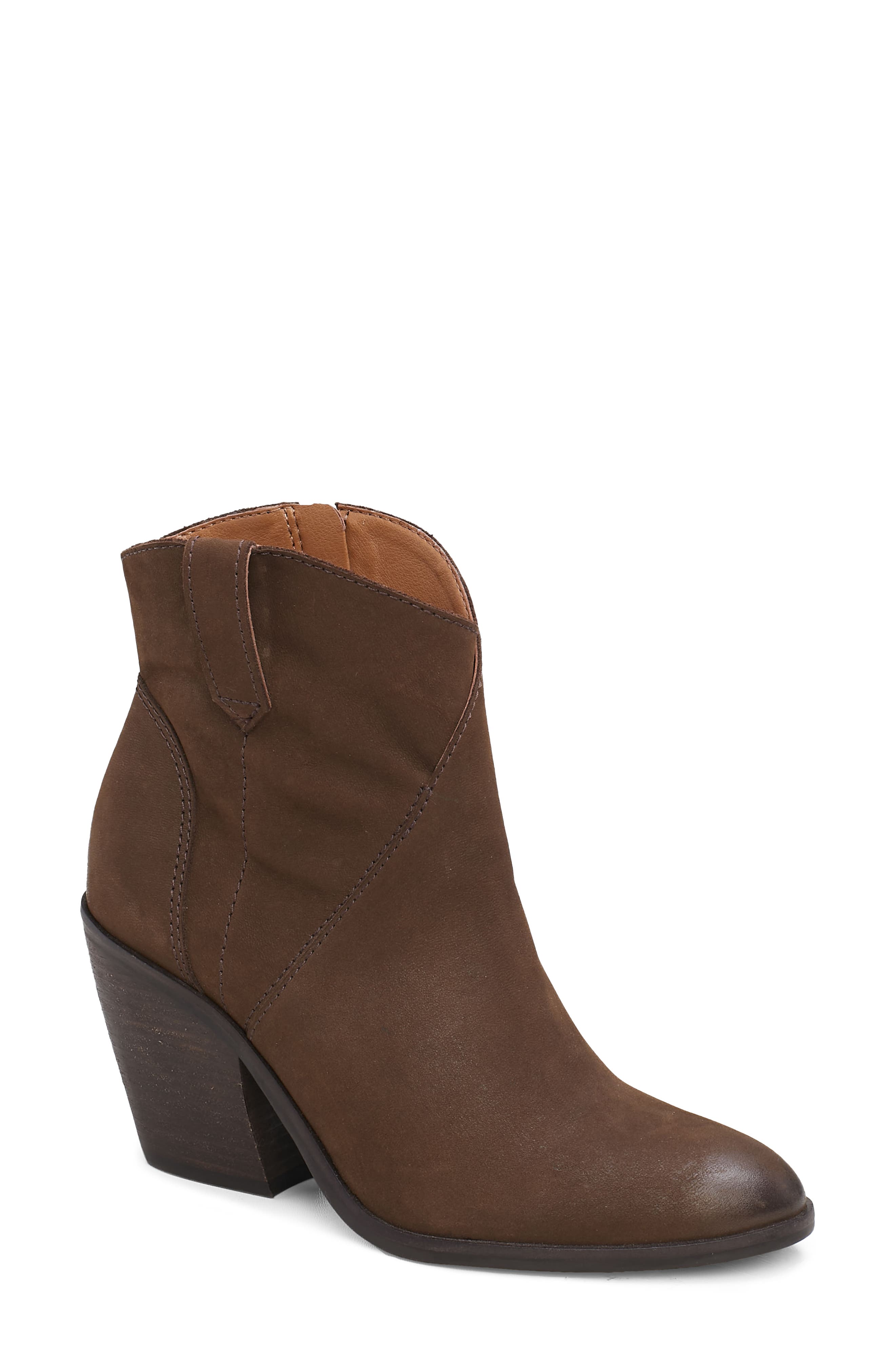 ilisse bootie