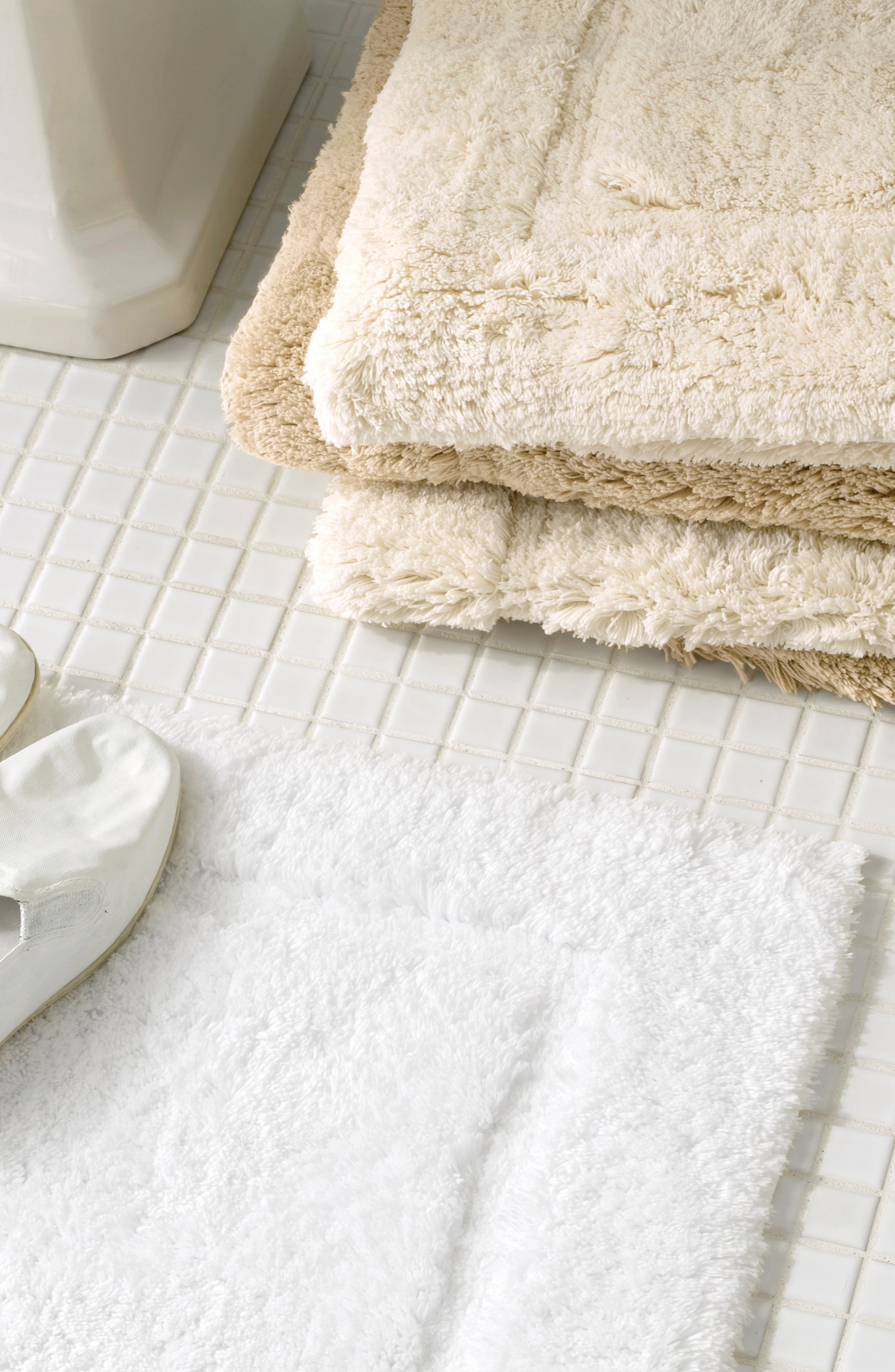 Matouk Milagro Bath Rug Nordstrom