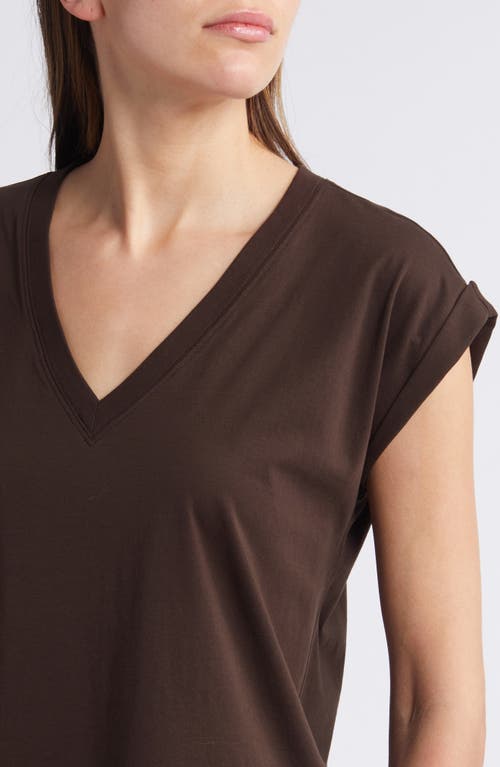 Shop Frame Easy Cotton V-neck T-shirt In Chocolate Brown