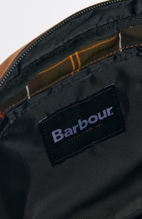 Barbour Field Washbag In Tan/black