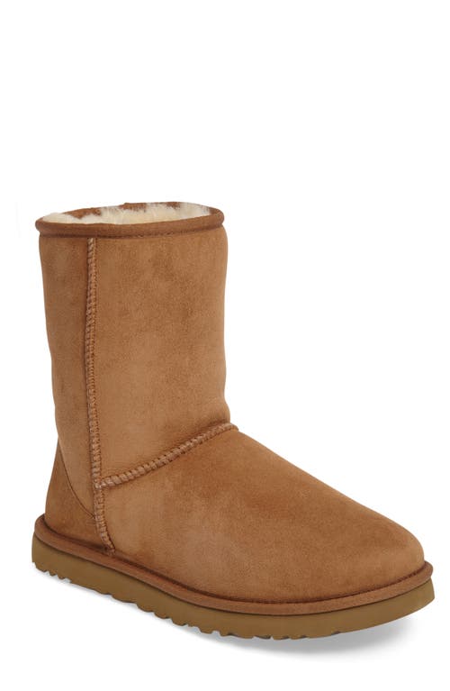 UGG(r) Classic Boot in Chestnutdnu