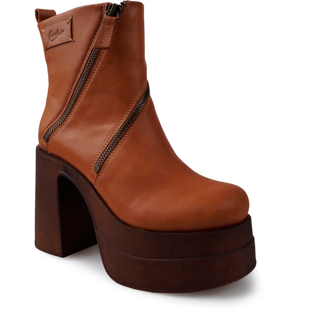 Candie's Ashh Platform Bootie in Tanfx