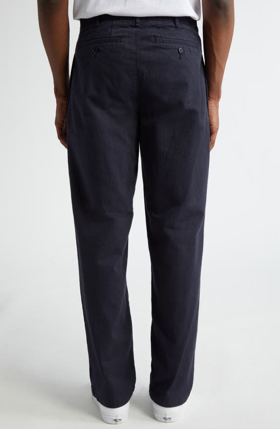 Shop Noah Double Pleat Cotton Herringbone Pants In Navy