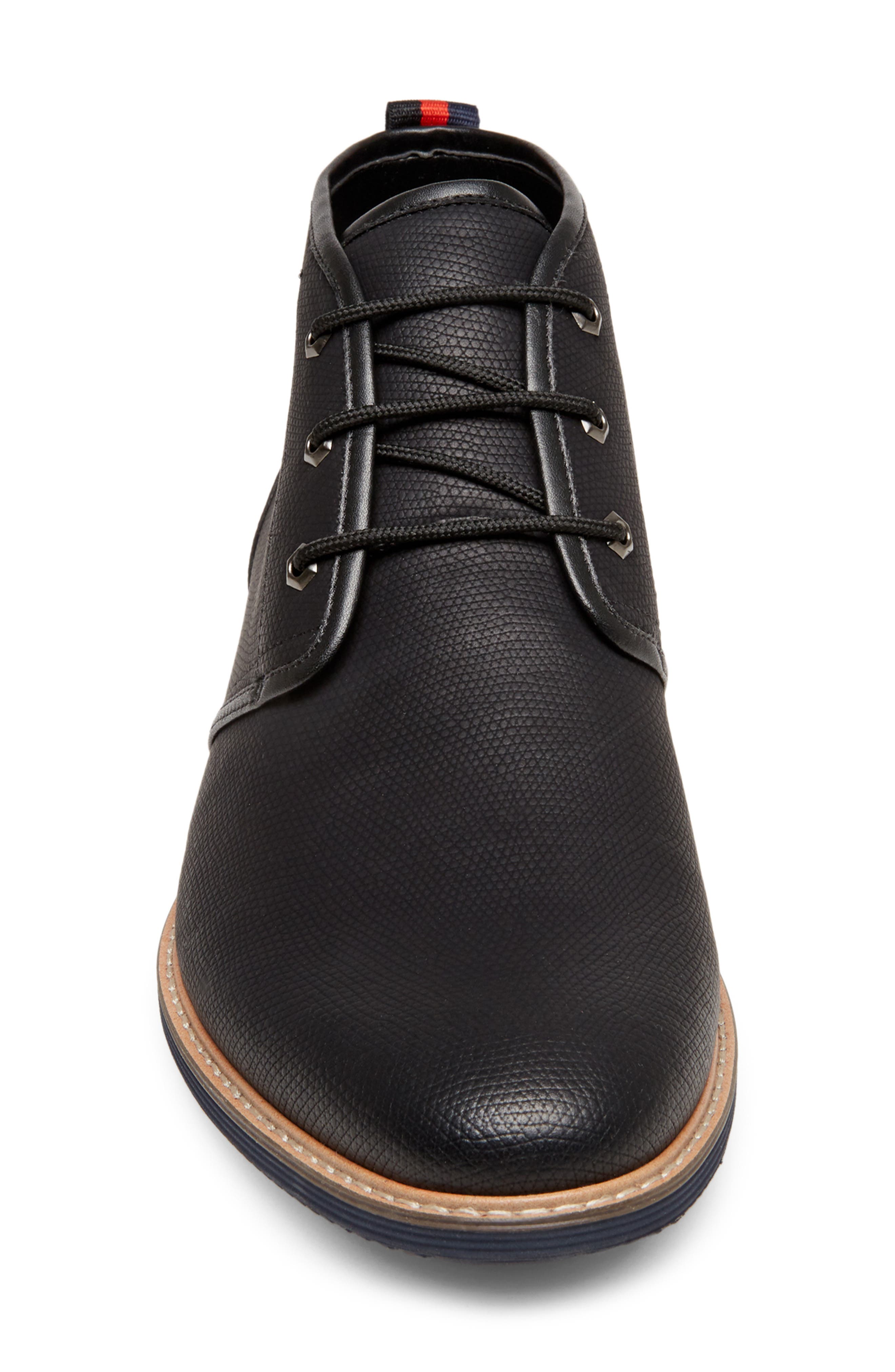 steve madden nurture plain toe boot