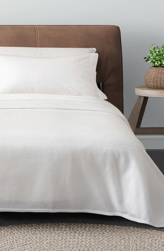 Woven & Weft Super Soft Extra Plush Fleece Sheet Set In Winter White