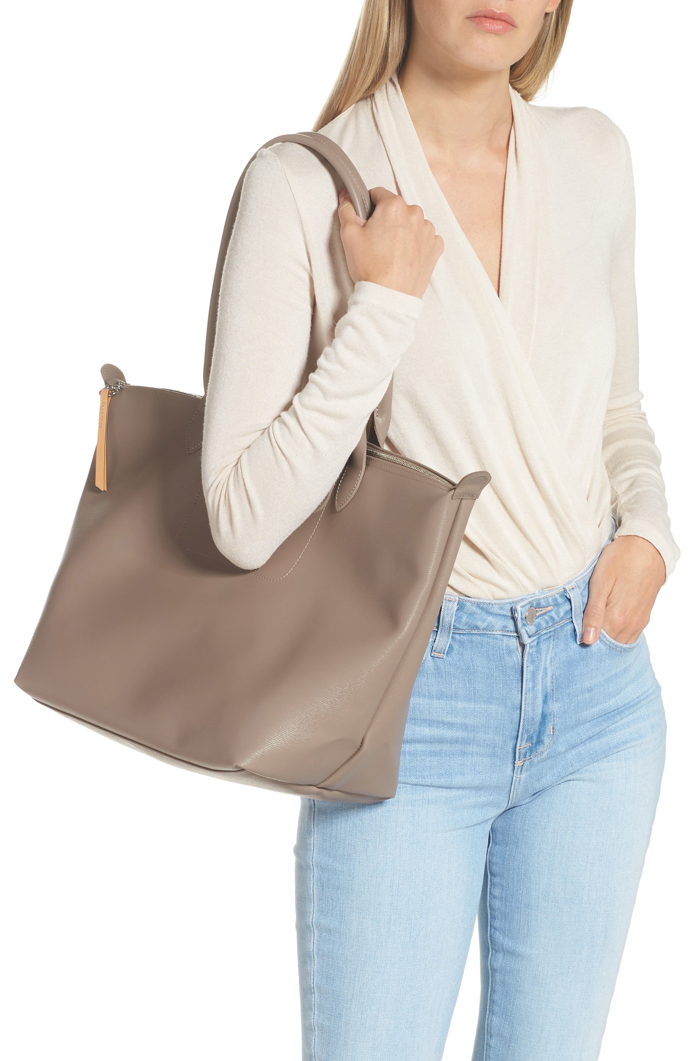 Longchamp large tote size Clearance