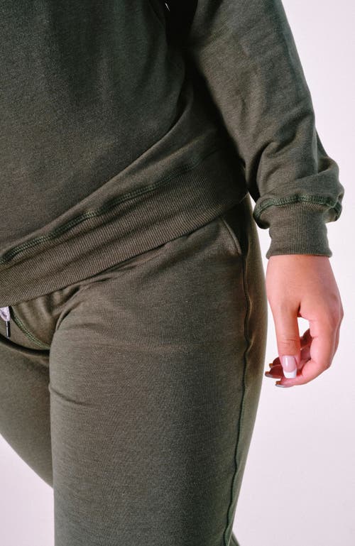 Poplinen Plus Agnes Raglan Organic Cotton + Tencel Sweatshirt In Moss
