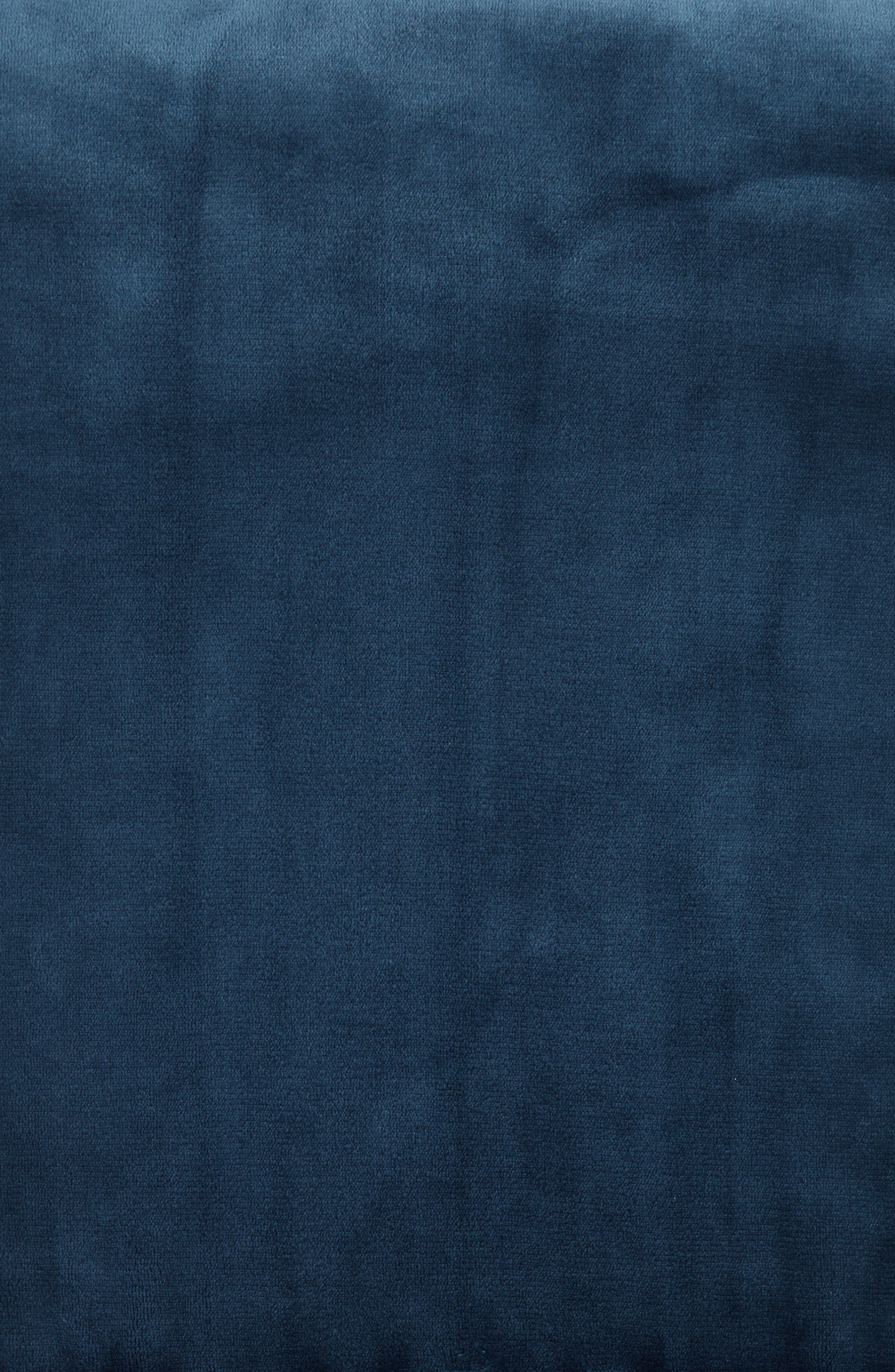 NORDSTROM AT HOME,
                            Kennebunk Bliss Plush Throw,
                            Alternate thumbnail 215, color,
                            406