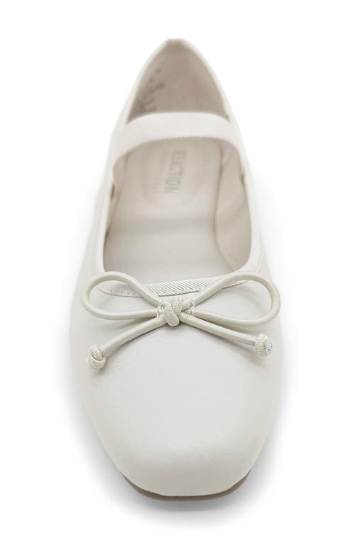 Reaction Kenneth Cole Melrose Ballet Flat In Ivory
