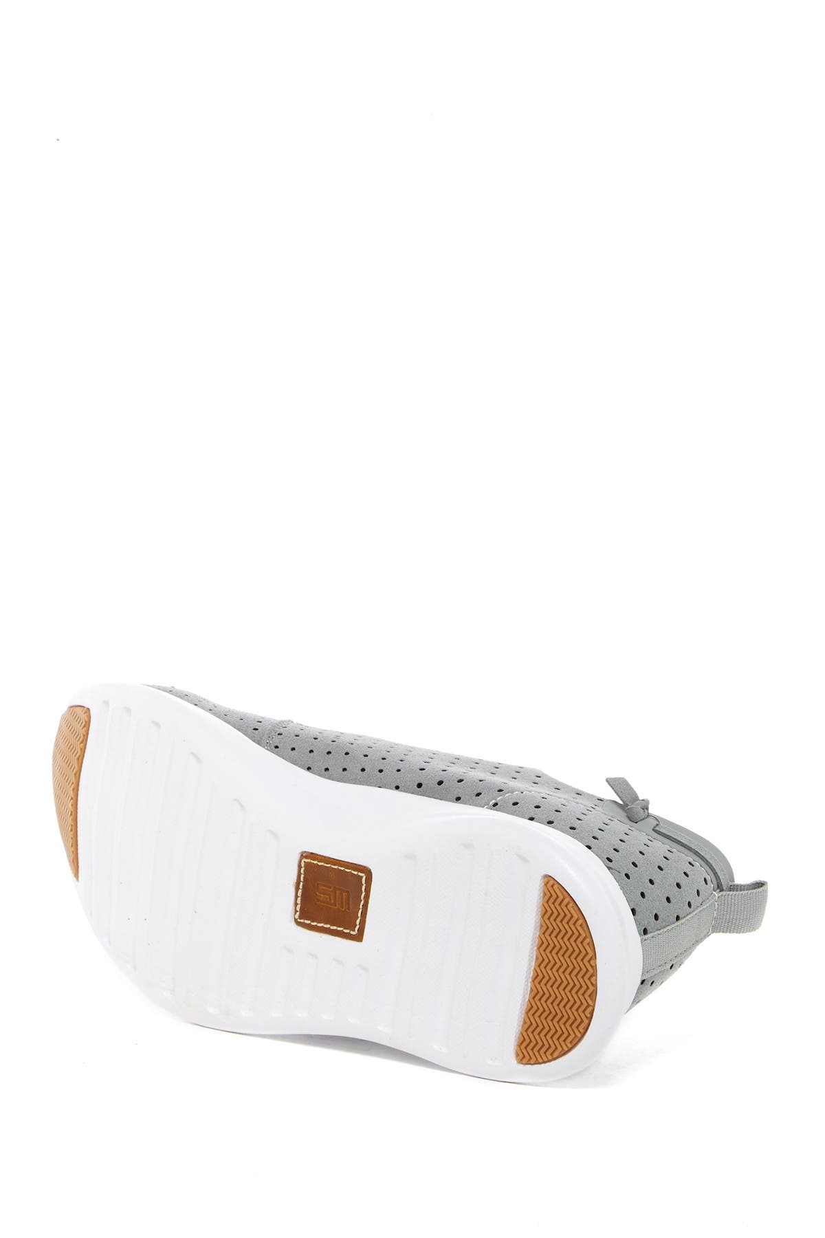 steve madden chyll perforated sneaker
