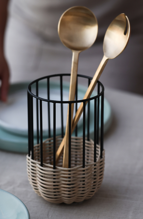 Fleck Cabo Kitchen Utensil Holder In Natural/black