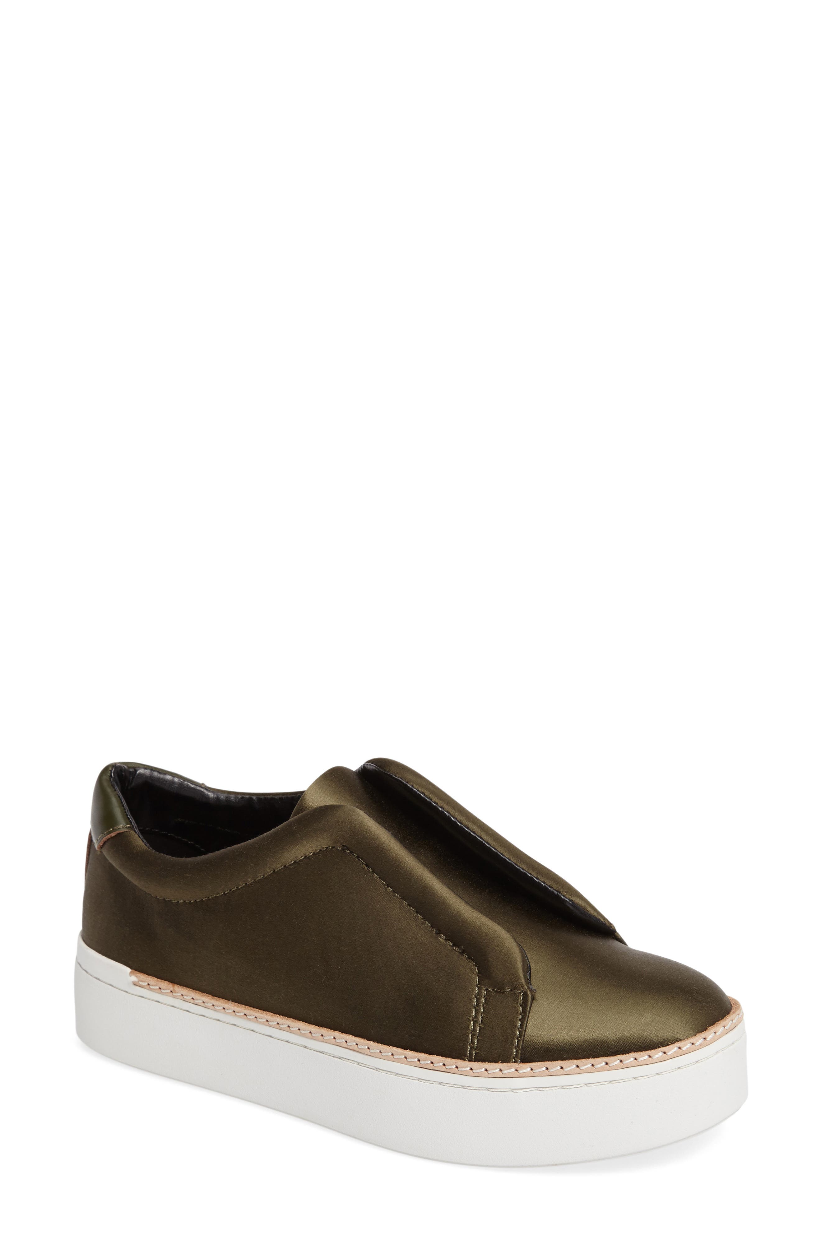 M4D3 Super Slip-On Sneaker