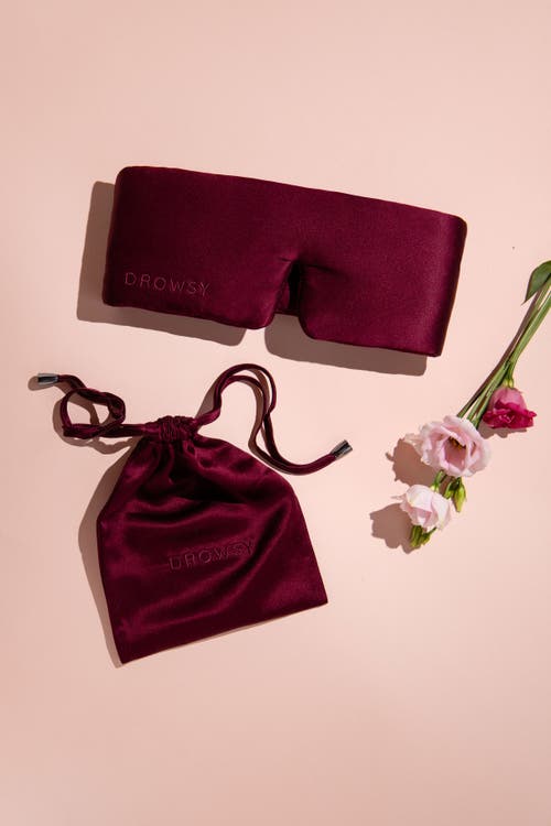 Drowsy Sleep Co . Silk  Carry Pouch In La Vie En Rouge