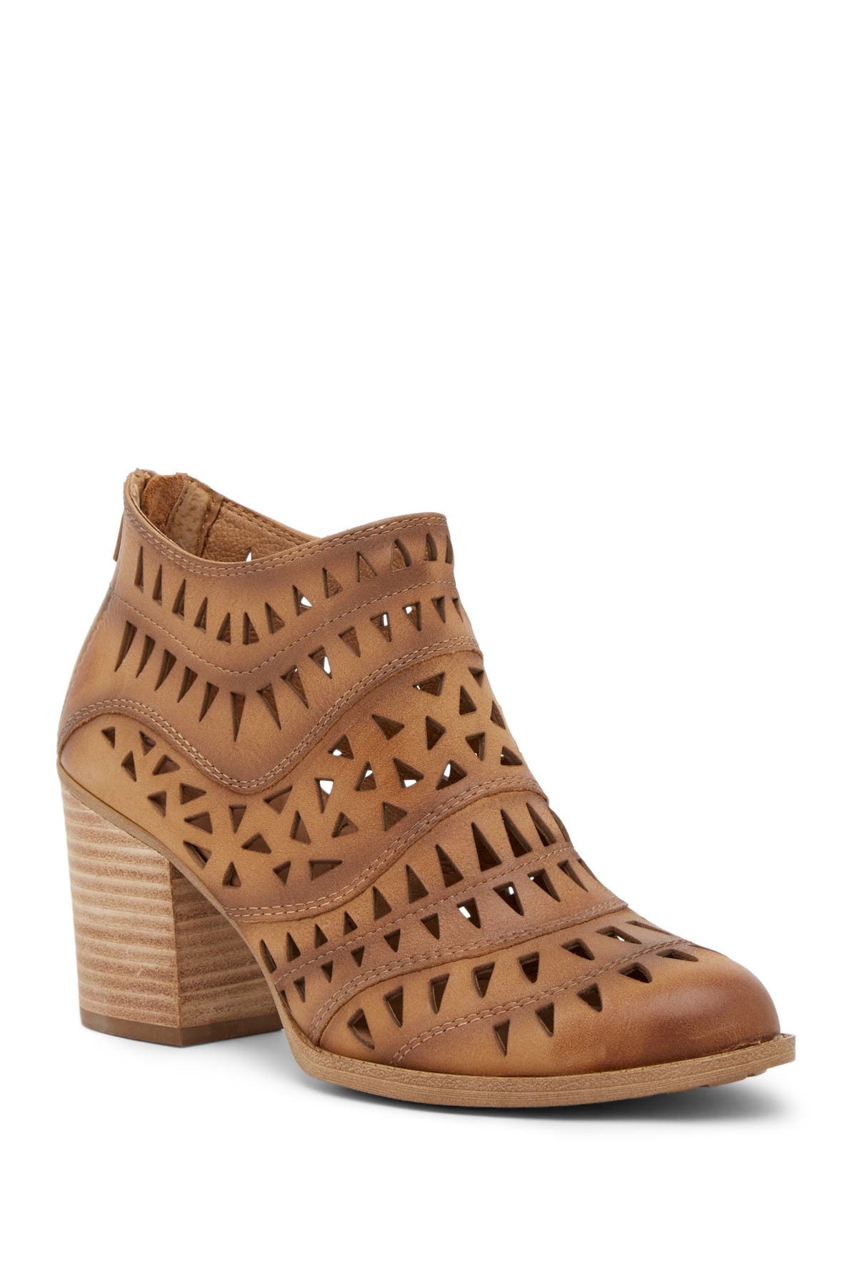 sofft westwood laser cut boot