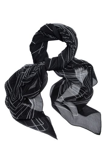Saachi Pleated Geometric Print Scarf In Black/white