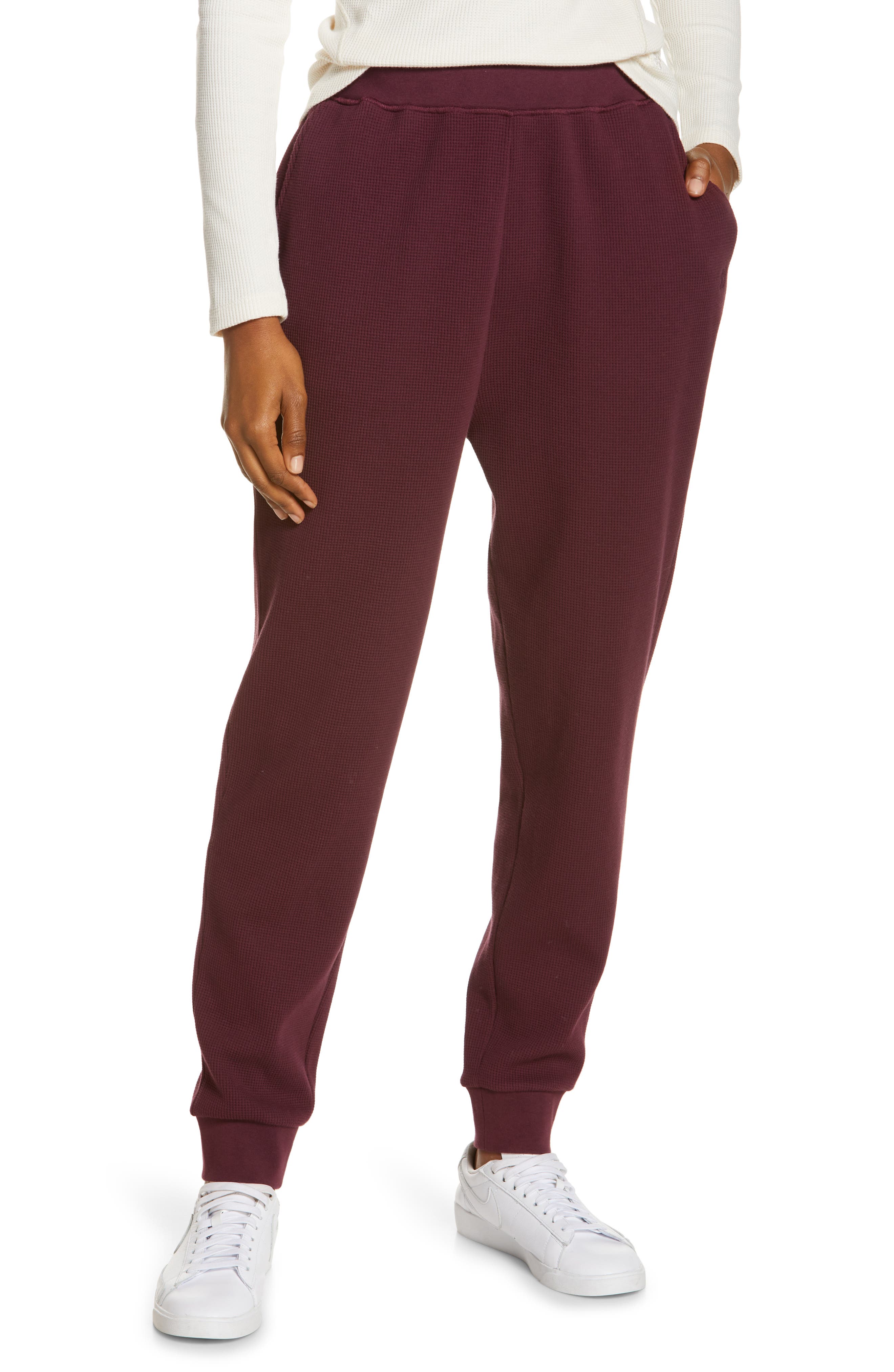 maroon stretch pants
