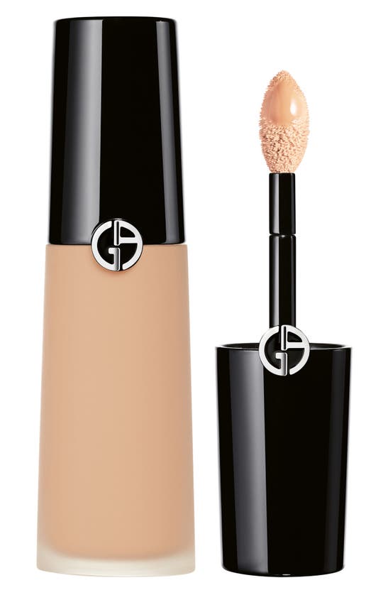 Armani Collezioni Luminous Silk Face And Under-eye Concealer In 4.5- Light With A Neutral Undertone