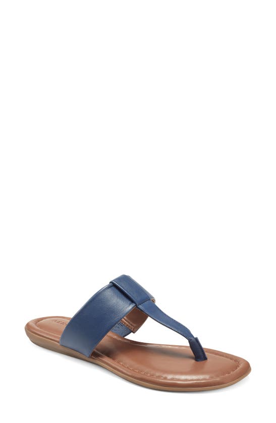 Aerosoles Women's Catty Flat Sandal - Slip-On Faux Leather Casual Chic Sandals