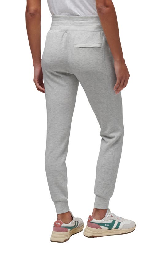 Travis Mathew Core Skyloft Joggers In Heather Light Grey