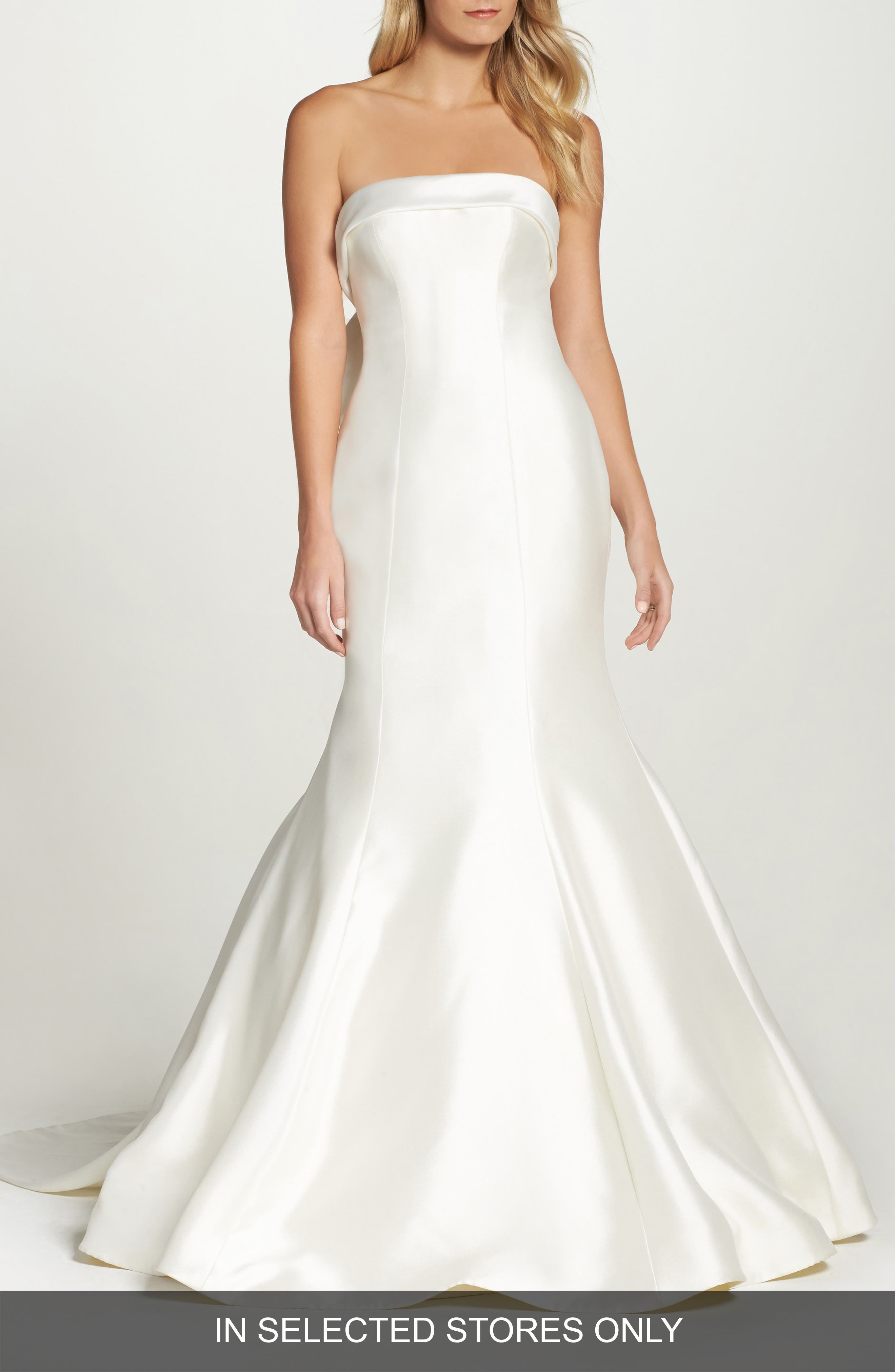 Sareh Nouri Peony Strapless Mikado Trumpet Gown With Bow Train, Size IN STORE ONLY - Ivory