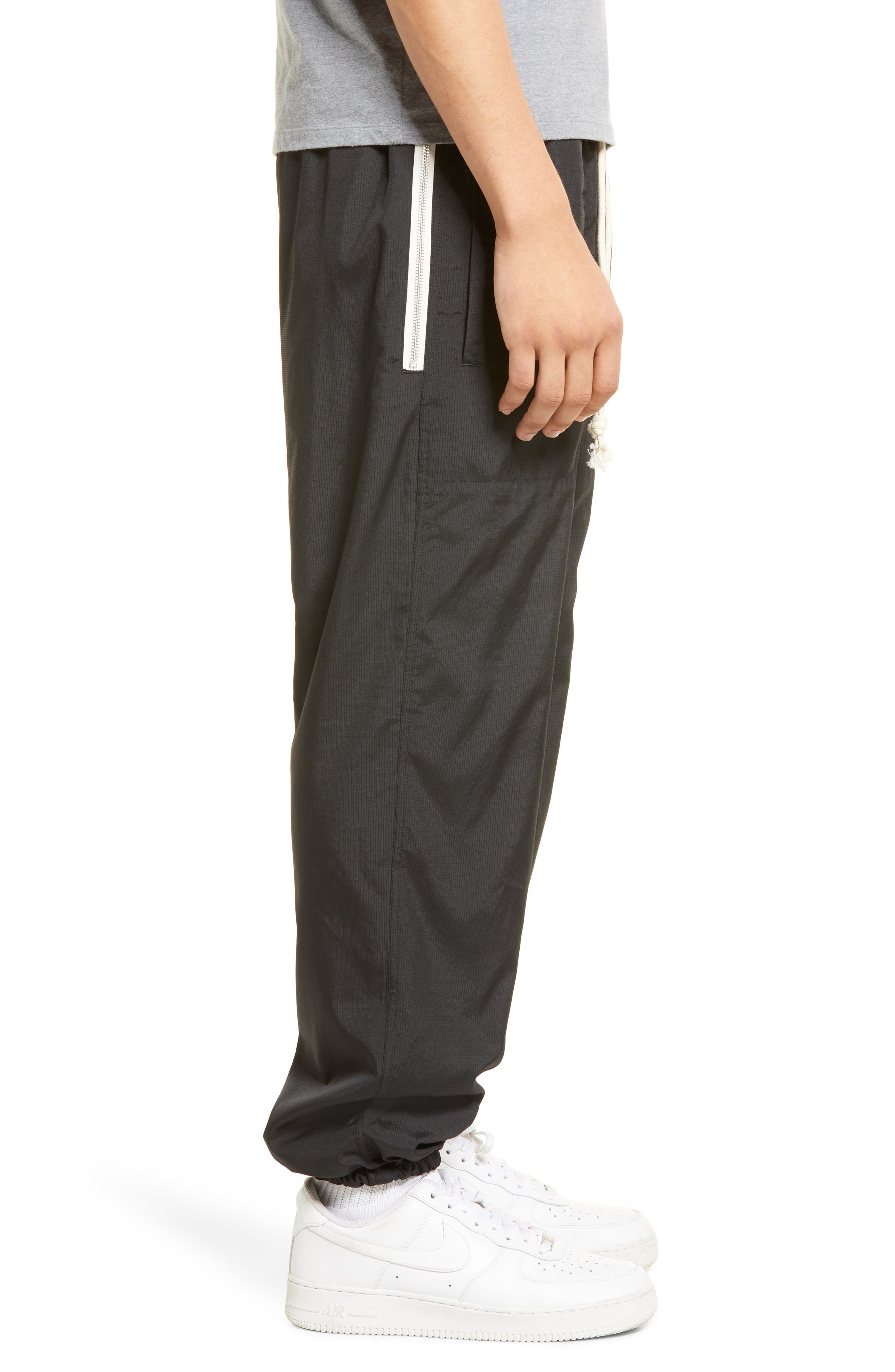 Nike Therma-FIT Standard Issue 