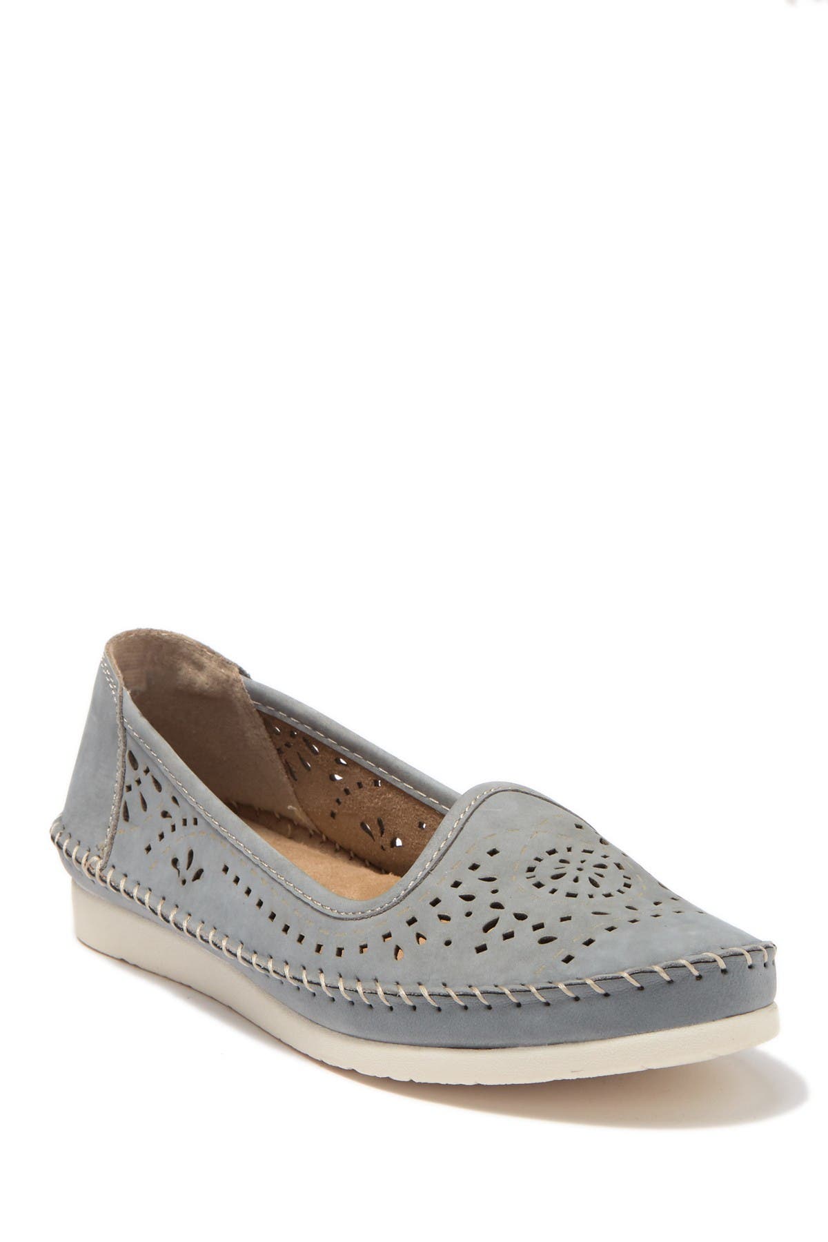 nordstrom rack earth shoes