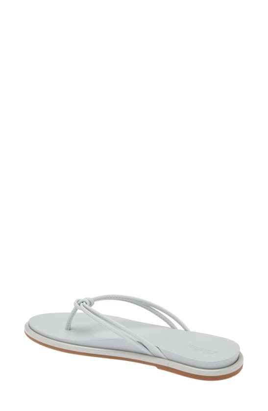 Olukai Aka Flip Flop In Iridescent / Vapor