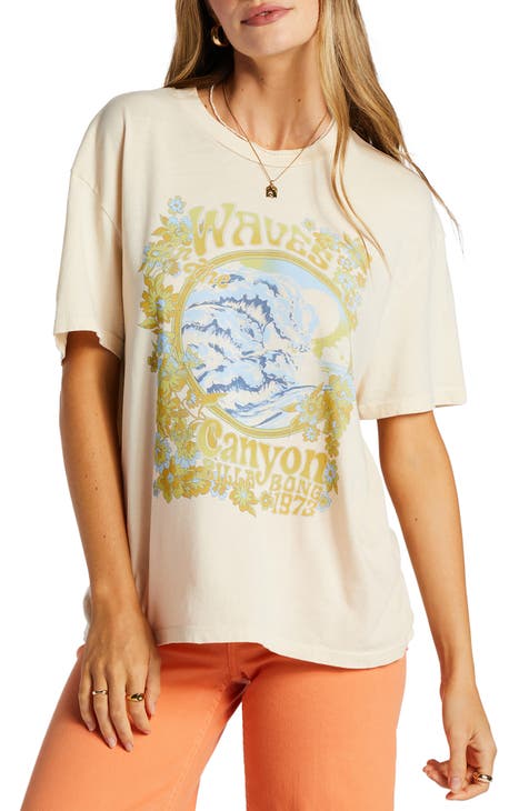 Las Vegas Slim Fit T-Shirt - Vintage Women's T-Shirt - Graphic Slim Fit Tee  - Baby Blue, S at  Women's Clothing store