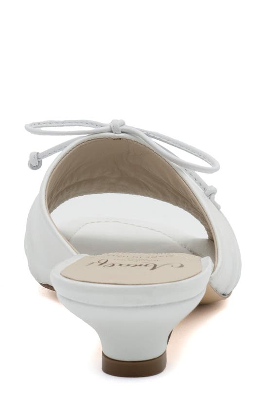 Amalfi By Rangoni Desio Strappy Slide Sandal In White Parmasoft - Marching Bow