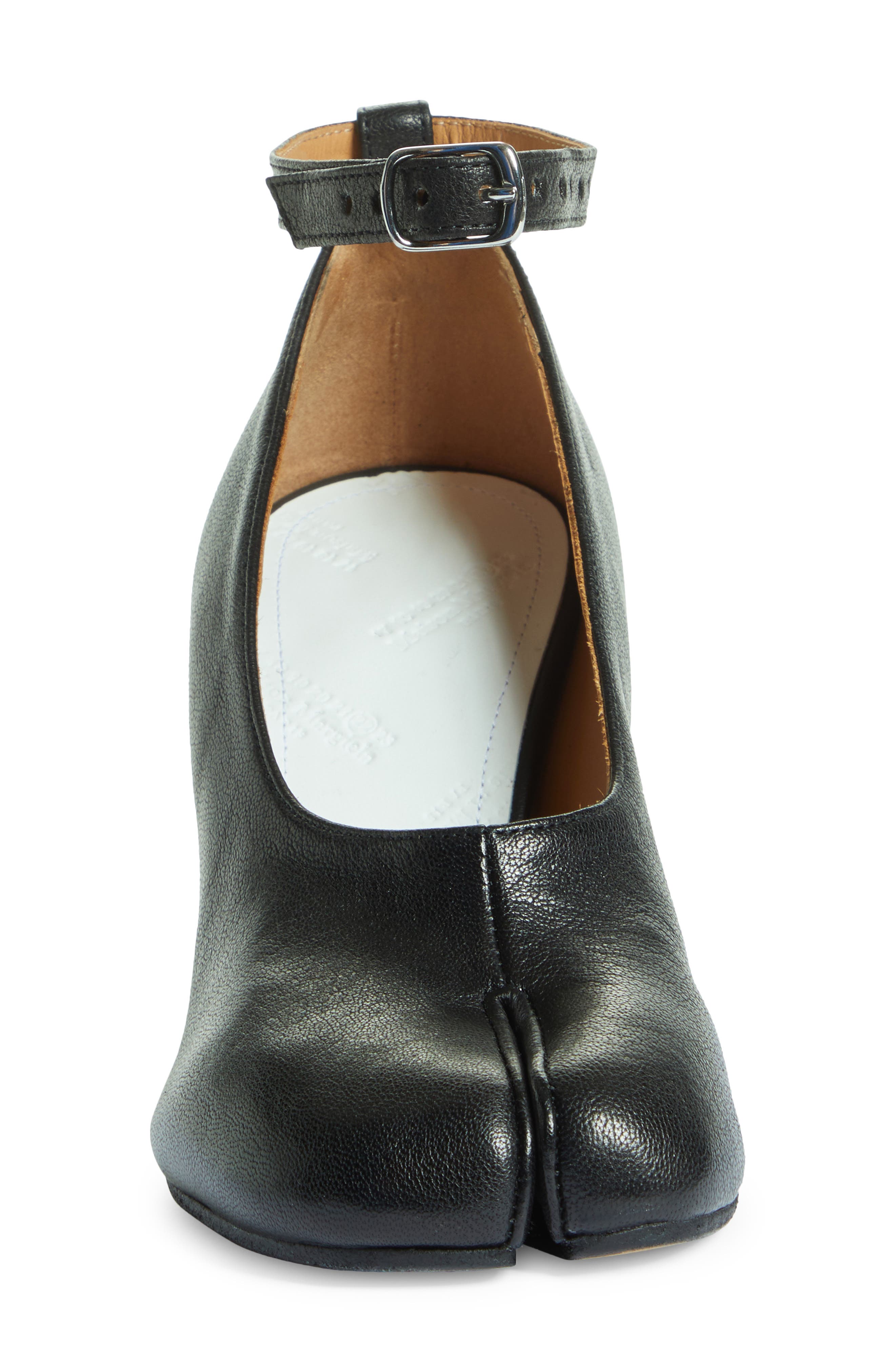 Maison Margiela Tabi Mary-Jane - Black - Pumps