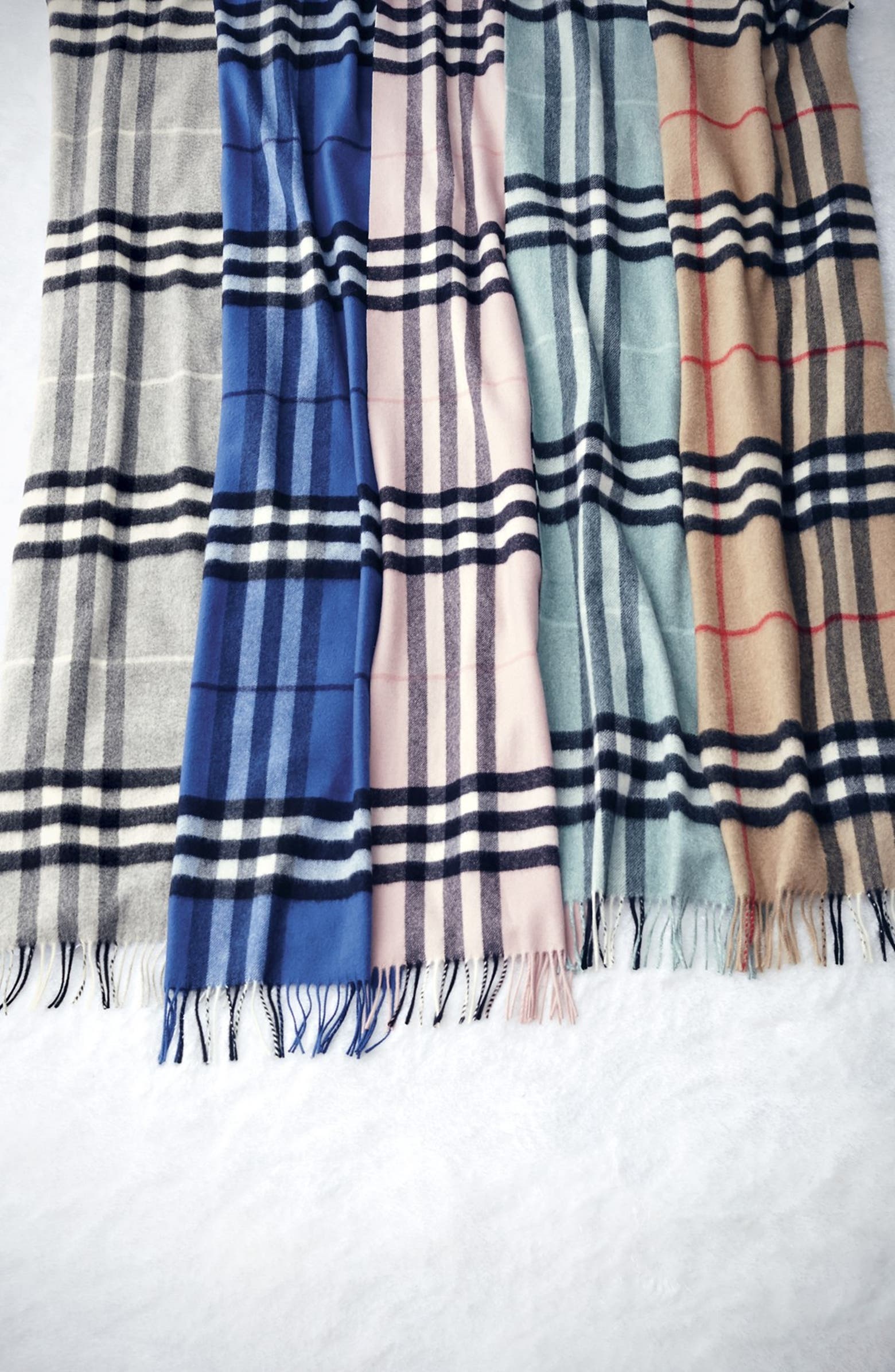Burberry Giant Icon Check Cashmere Scarf | Nordstrom