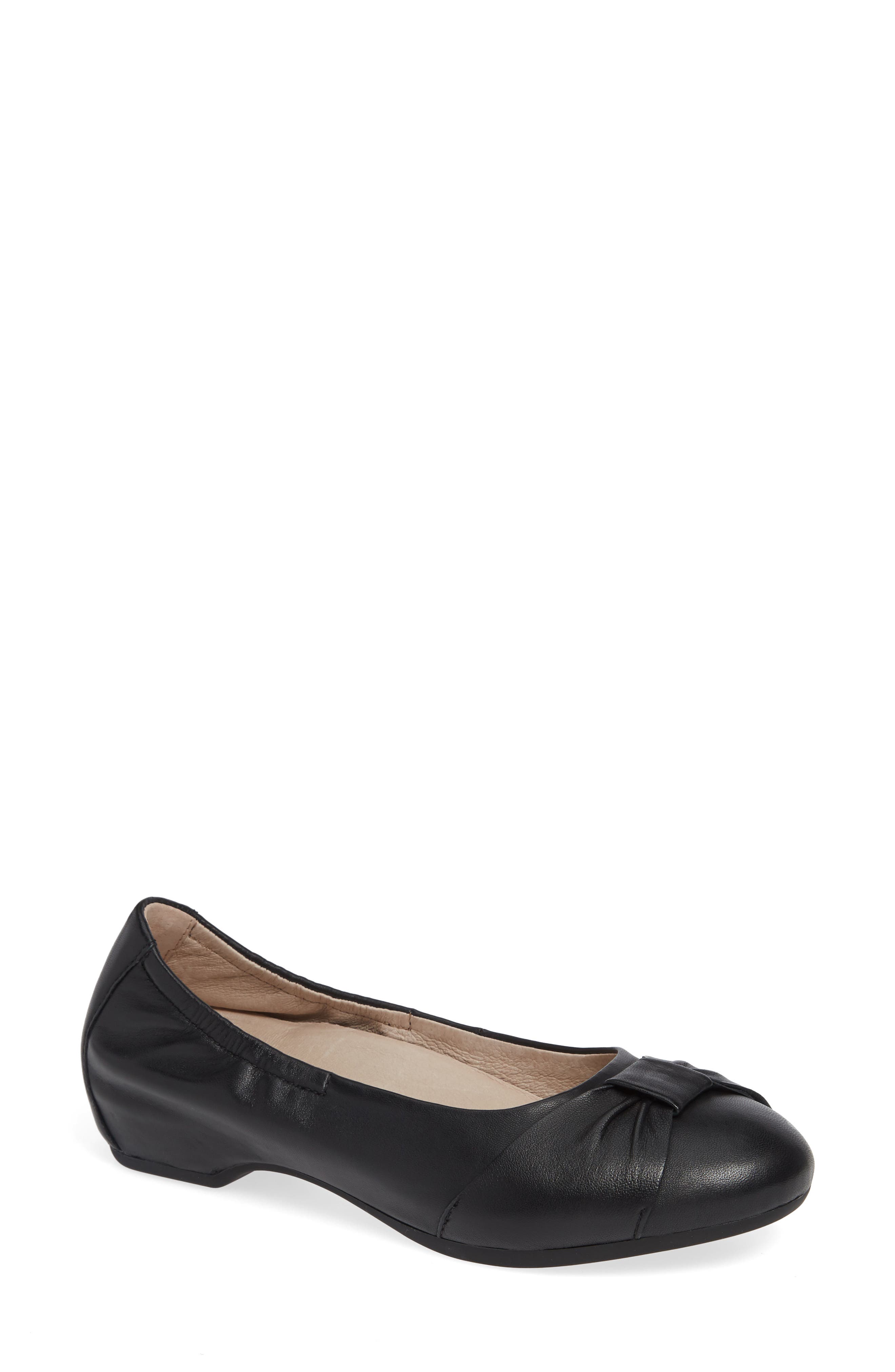 dansko lina flat